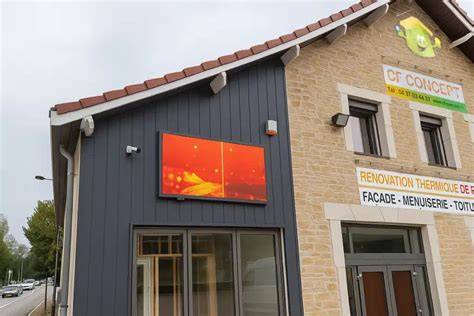 caractéristiques écran et affichage outdoors